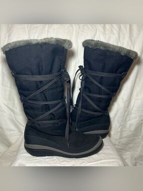 Timberland Black and Gray Women's Insulated Winter Lace-Up Boots